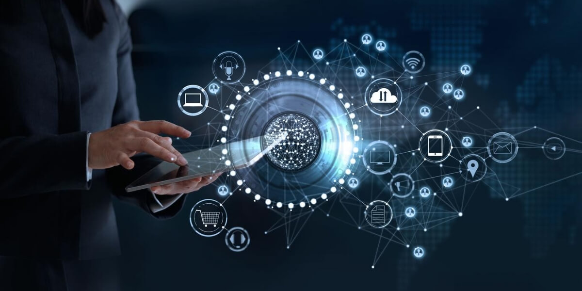 Web & Mobile Applications